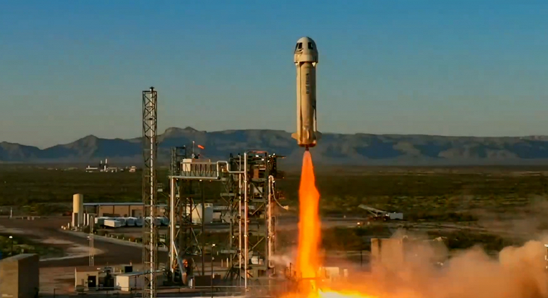 &laquo;Вид нашей хрупкой планеты из космоса объединяет всех, кто его видит&raquo;. Blue Origin отправила криптомиллиардера Джастина Сана и ещё пятерых в суборбитальный полёт